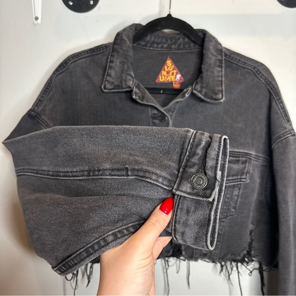 Signature 8 Y2K Distressed Cropped Denim Jacket L Black - Picture 4 of 7